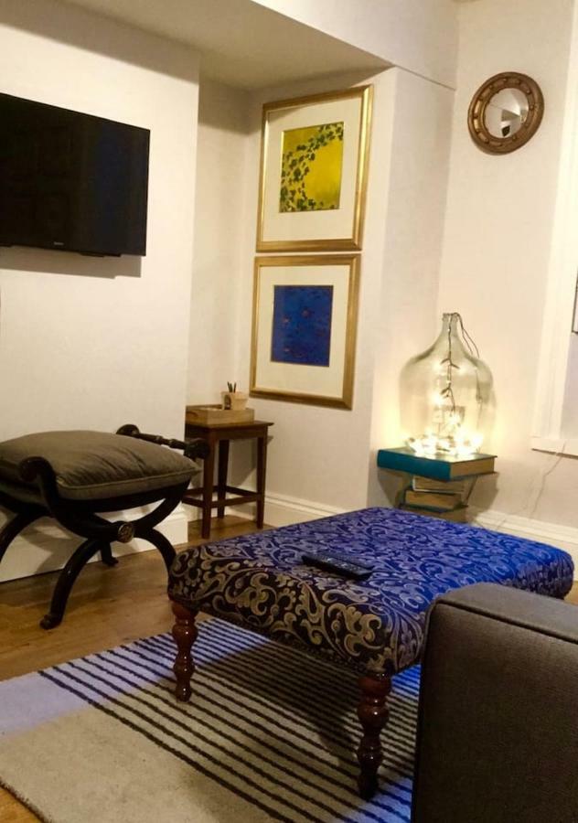 Beautiful 1Br Apartment In Historic St Aubin House Exterior foto