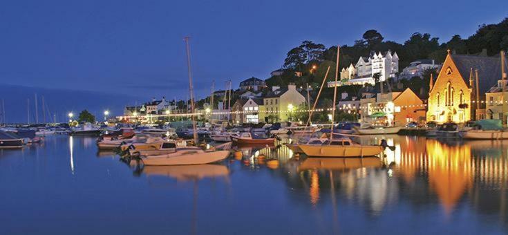 Beautiful 1Br Apartment In Historic St Aubin House Exterior foto